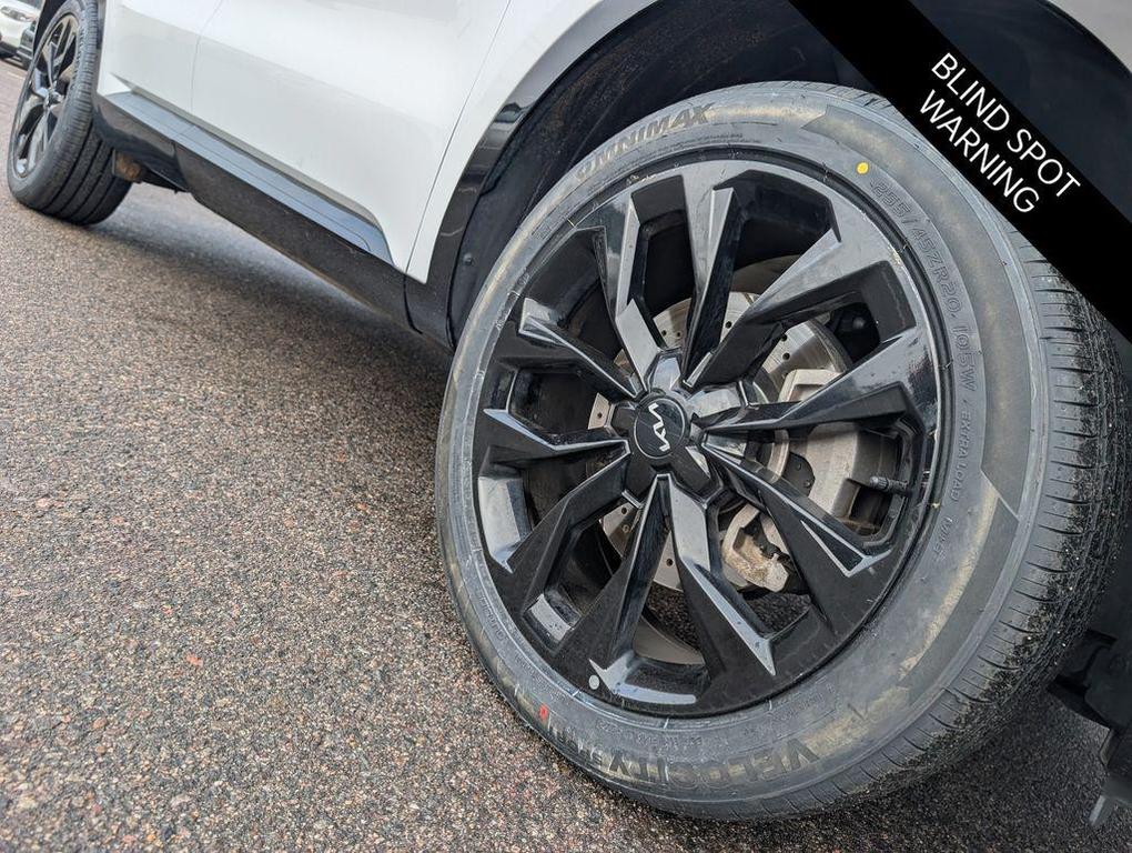 used 2023 Kia Sorento car, priced at $31,591