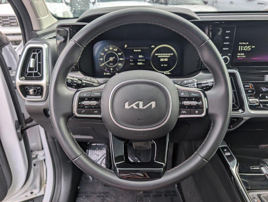 used 2023 Kia Sorento car, priced at $31,591