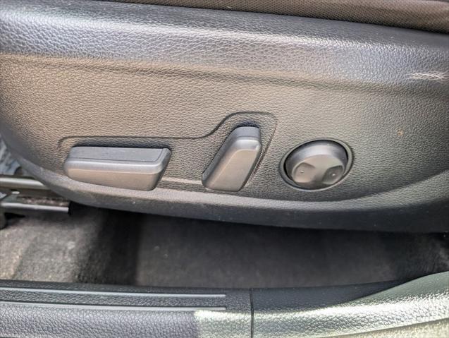 used 2022 Kia Seltos car, priced at $21,999