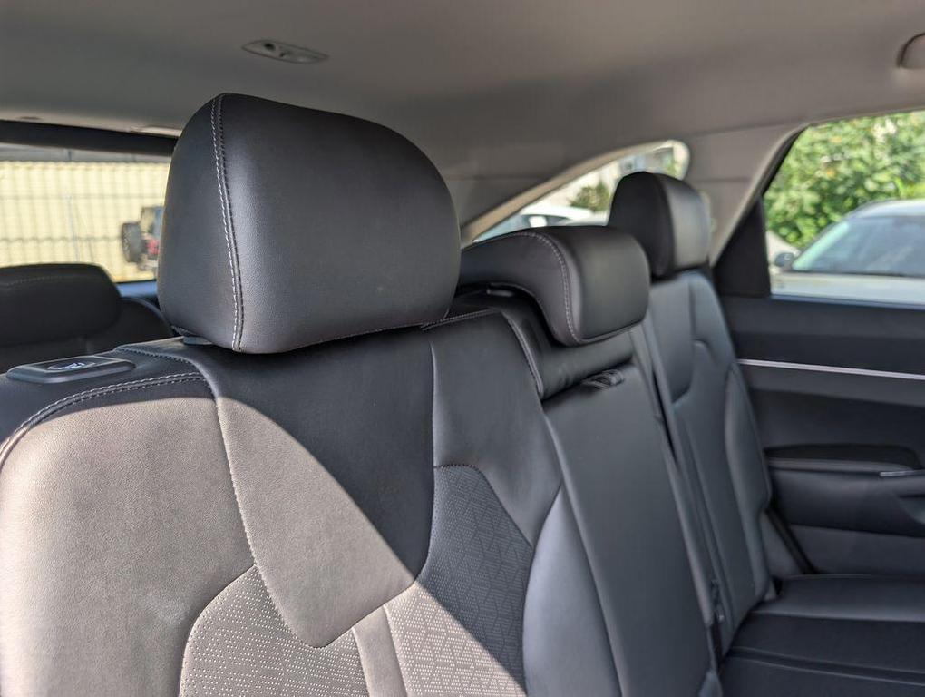 used 2022 Kia Sorento car, priced at $26,499
