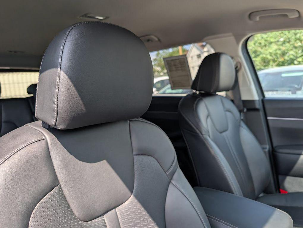 used 2022 Kia Sorento car, priced at $26,499