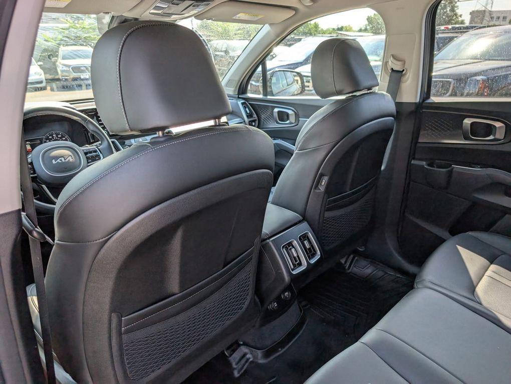 used 2022 Kia Sorento car, priced at $26,499