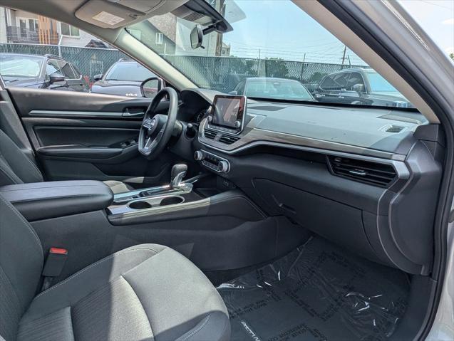 used 2023 Nissan Altima car, priced at $22,157