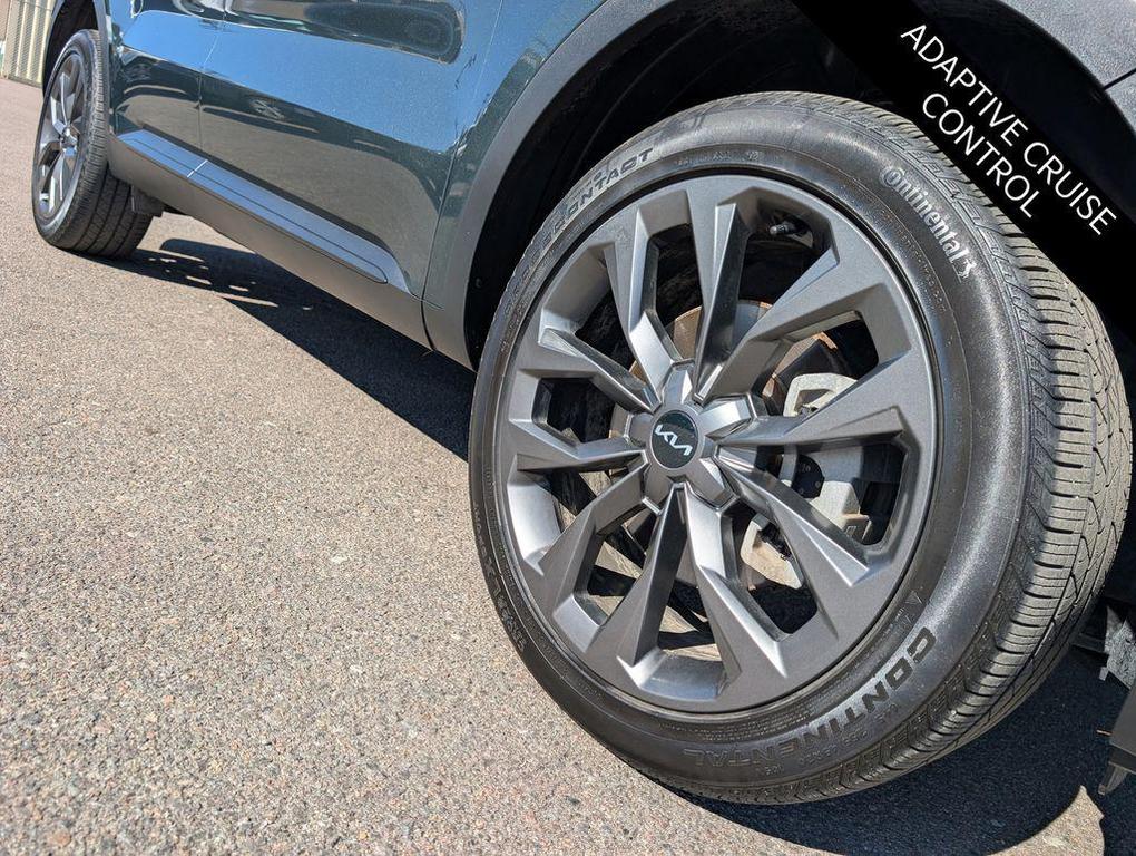 used 2022 Kia Sorento car, priced at $35,499