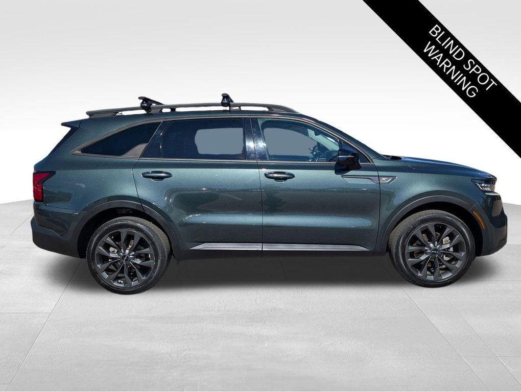 used 2022 Kia Sorento car, priced at $35,499