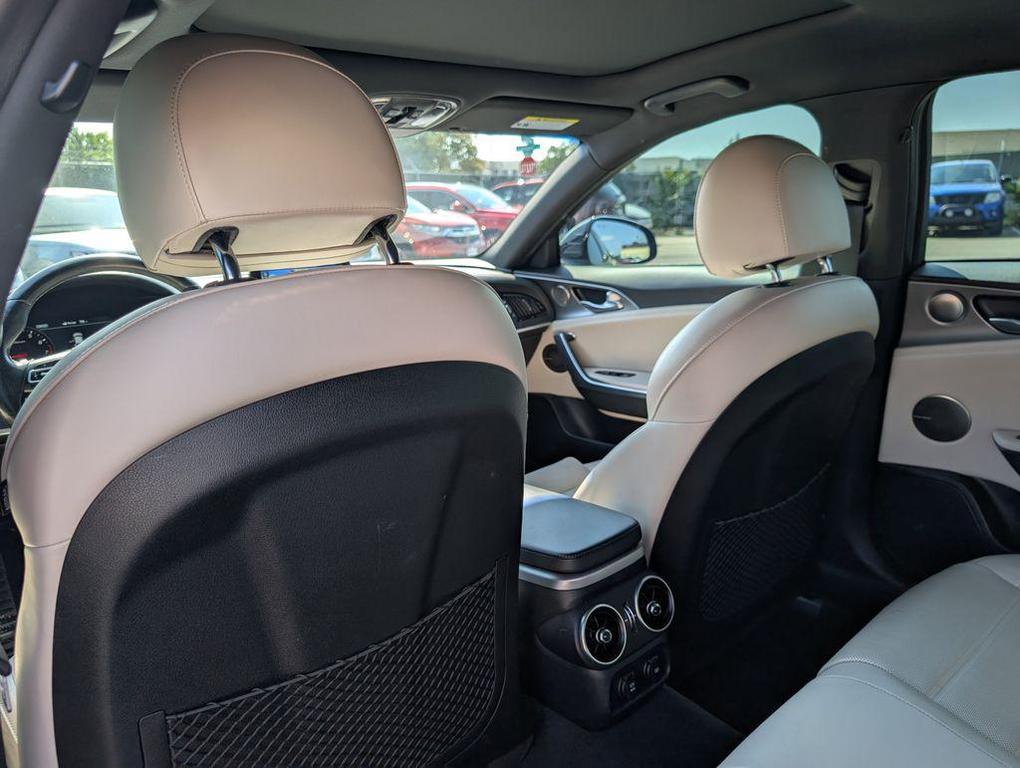 used 2018 Kia Stinger car