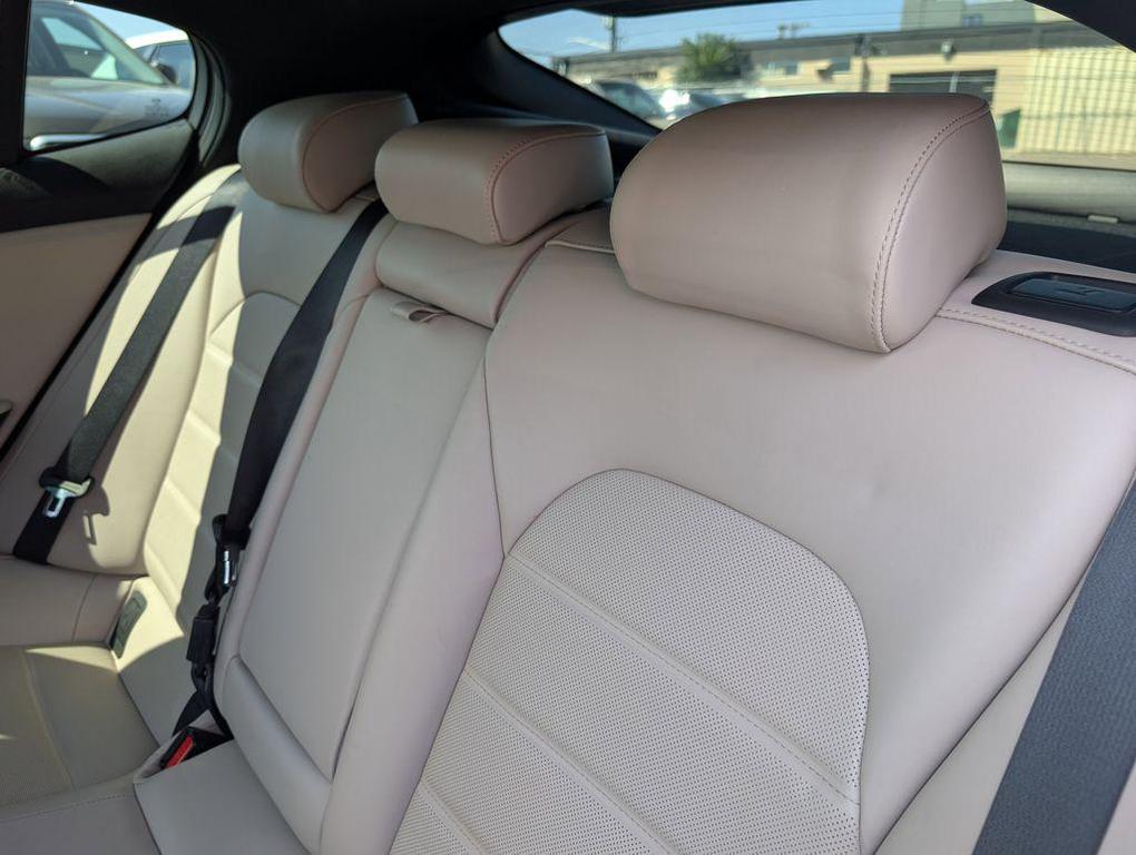 used 2018 Kia Stinger car