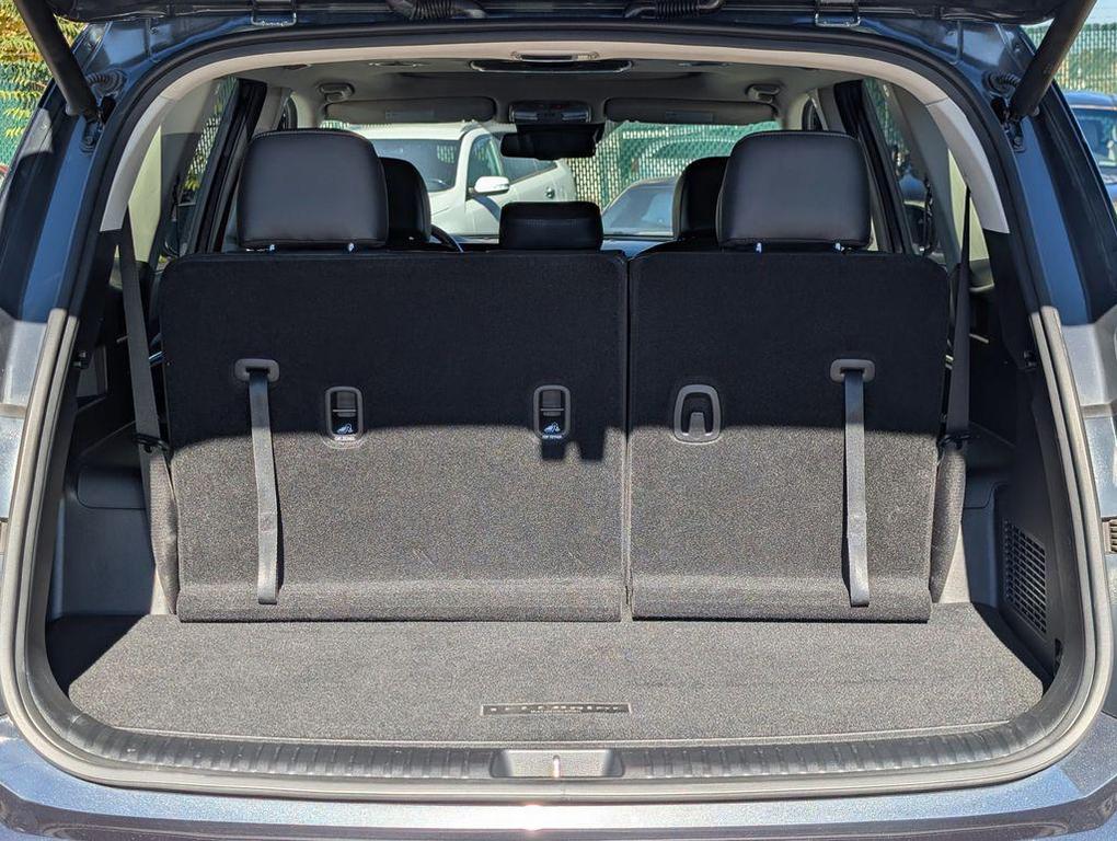 used 2024 Kia Telluride car, priced at $37,999