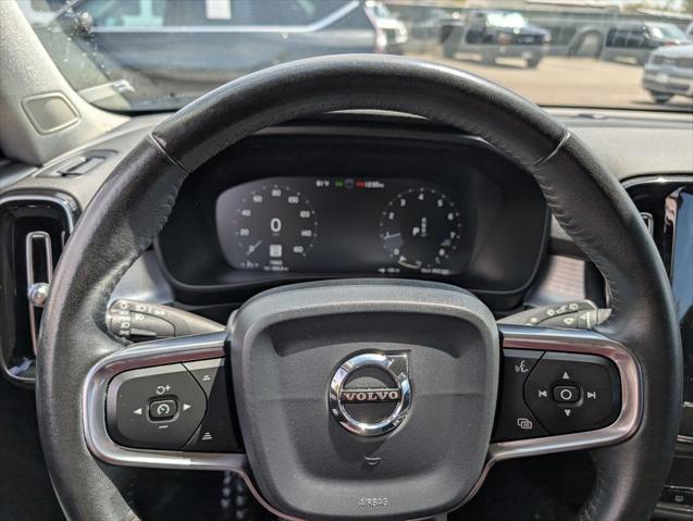 used 2020 Volvo XC40 car, priced at $21,998