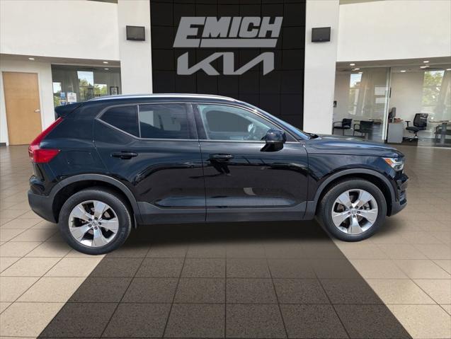used 2020 Volvo XC40 car, priced at $21,998