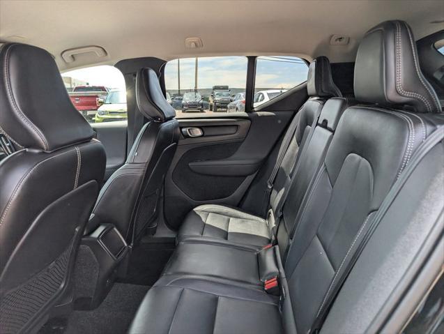 used 2020 Volvo XC40 car, priced at $21,998