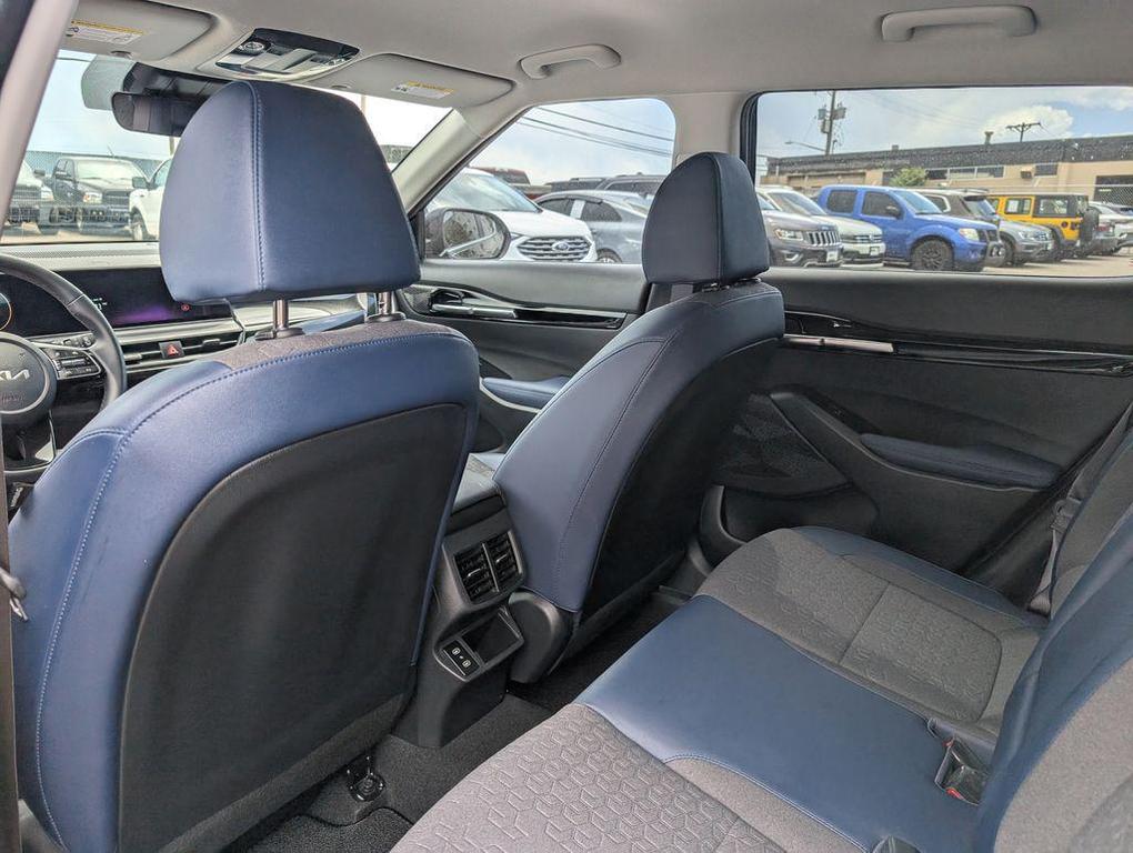 used 2024 Kia Seltos car, priced at $21,595