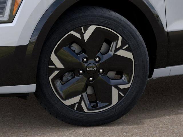new 2025 Kia Niro EV car, priced at $33,222