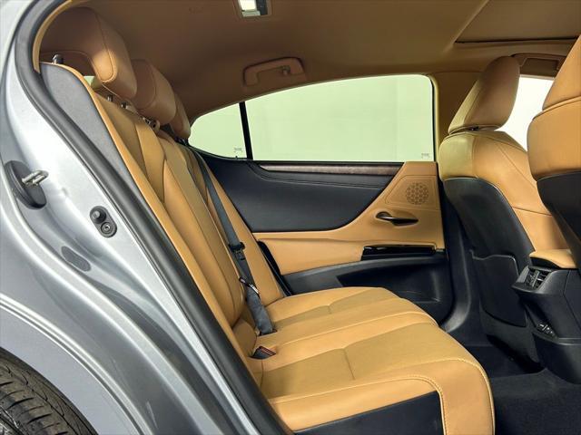 used 2022 Lexus ES 350 car, priced at $31,999