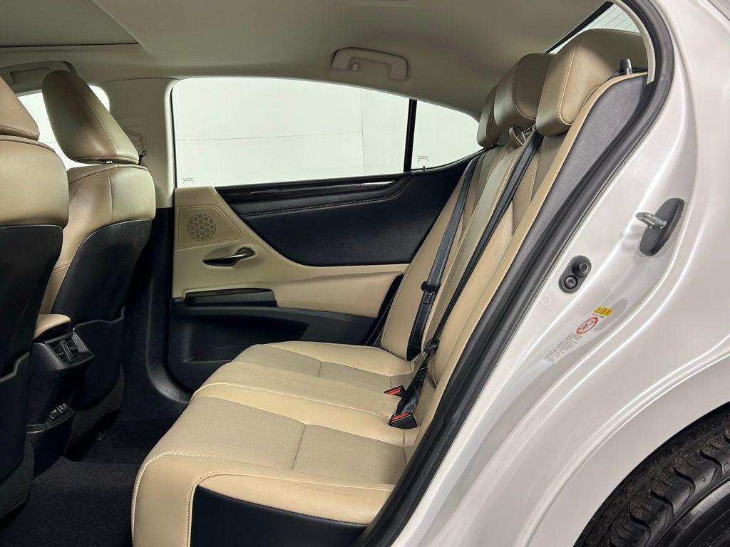 used 2019 Lexus ES 350 car, priced at $28,999