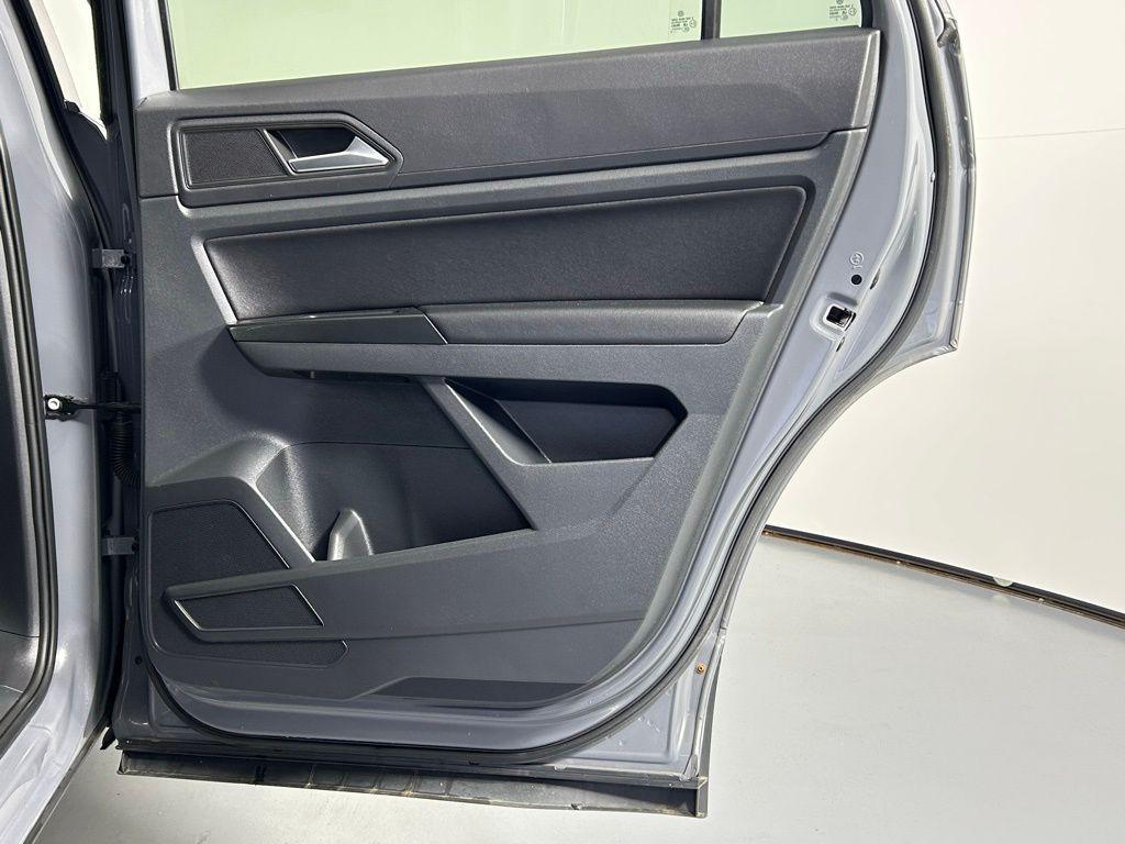 used 2020 Volkswagen Atlas Cross Sport car, priced at $20,795