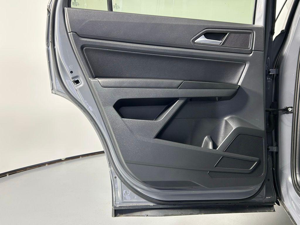 used 2020 Volkswagen Atlas Cross Sport car, priced at $20,795