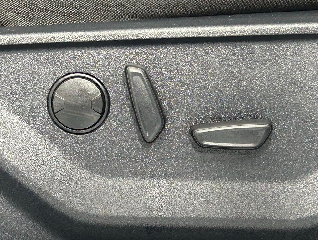 used 2023 Ford F-150 car, priced at $36,999