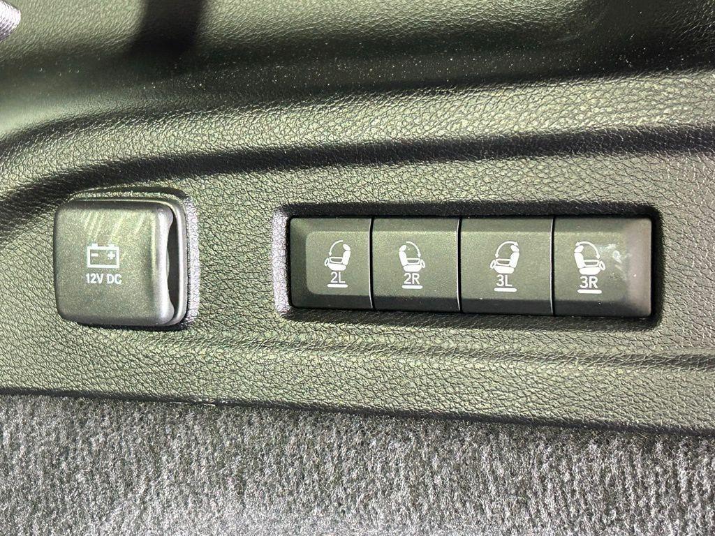 used 2021 Jeep Grand Cherokee L car, priced at $33,800