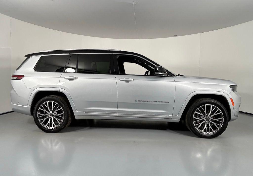 used 2021 Jeep Grand Cherokee L car, priced at $33,800