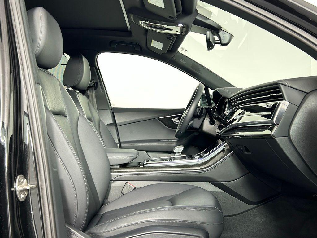 used 2023 Audi Q7 car, priced at $35,999