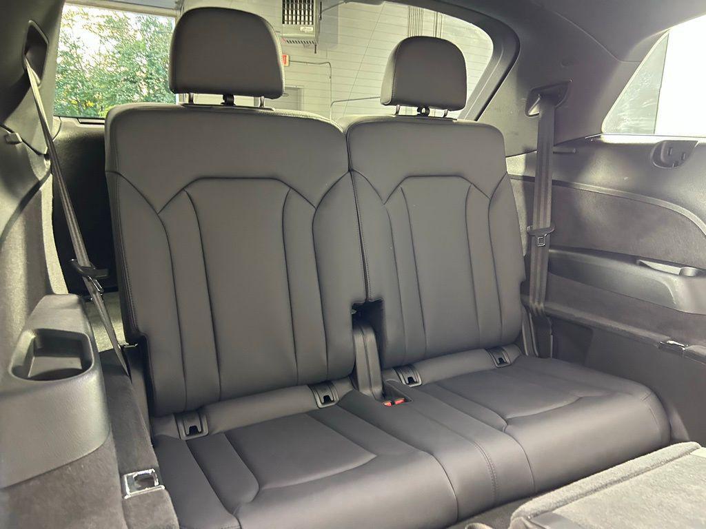 used 2023 Audi Q7 car, priced at $35,999