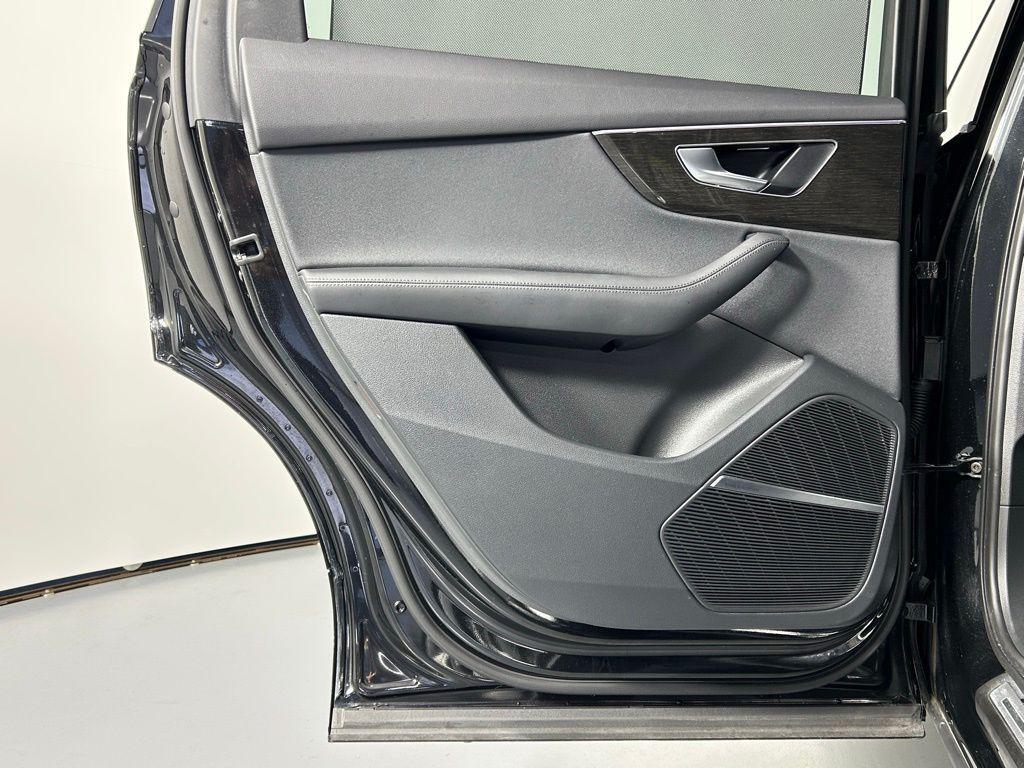 used 2023 Audi Q7 car, priced at $35,999