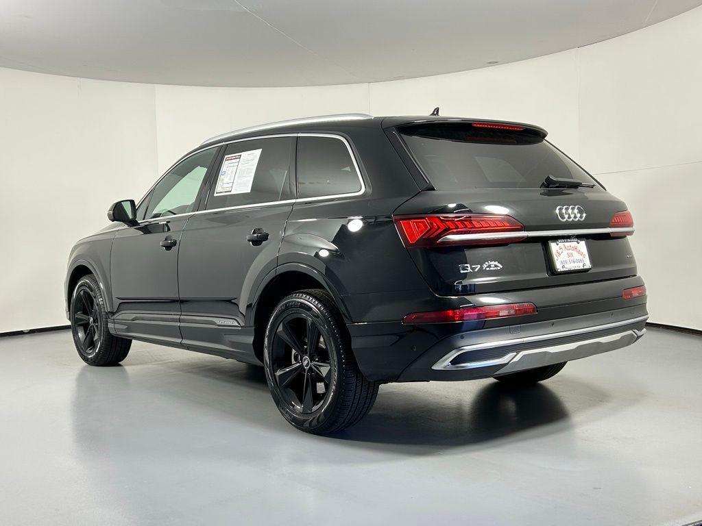 used 2023 Audi Q7 car, priced at $35,999