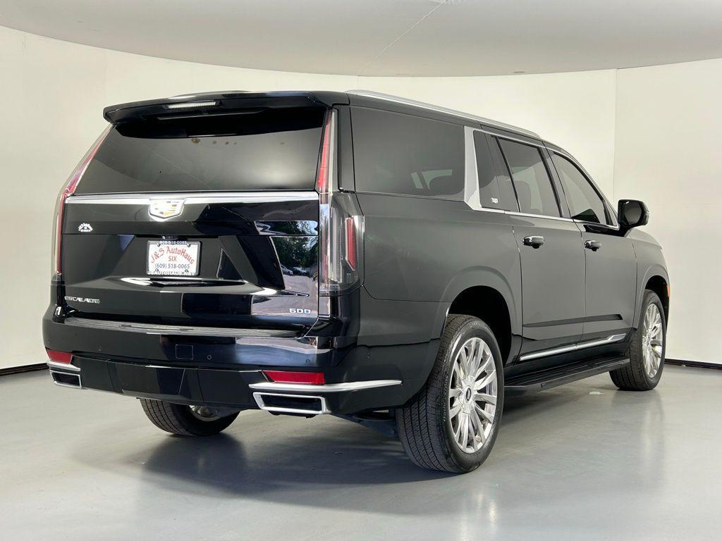 used 2021 Cadillac Escalade ESV car, priced at $58,250