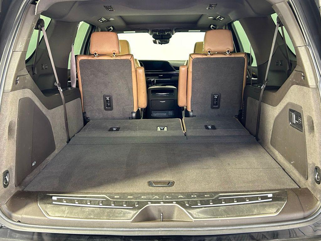used 2021 Cadillac Escalade ESV car, priced at $58,250