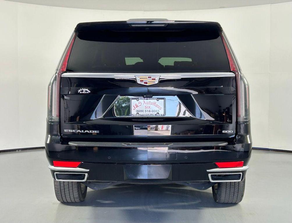 used 2021 Cadillac Escalade ESV car, priced at $58,250