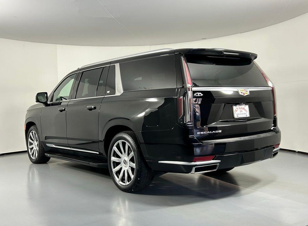 used 2021 Cadillac Escalade ESV car, priced at $60,999