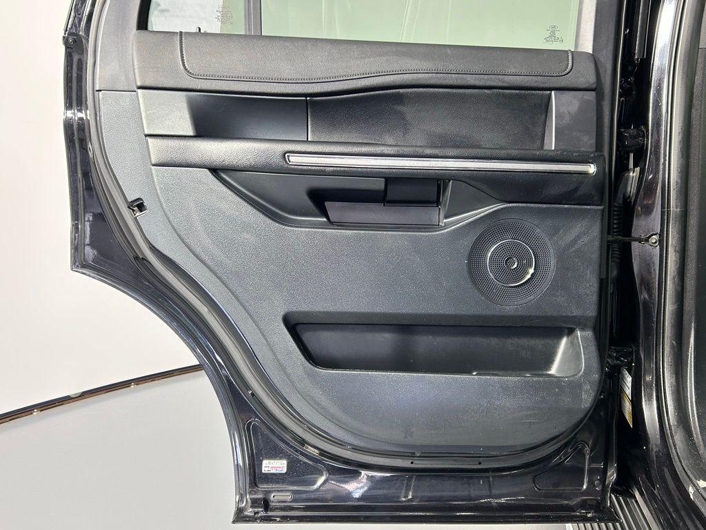 used 2021 Ford Expedition car, priced at $36,999