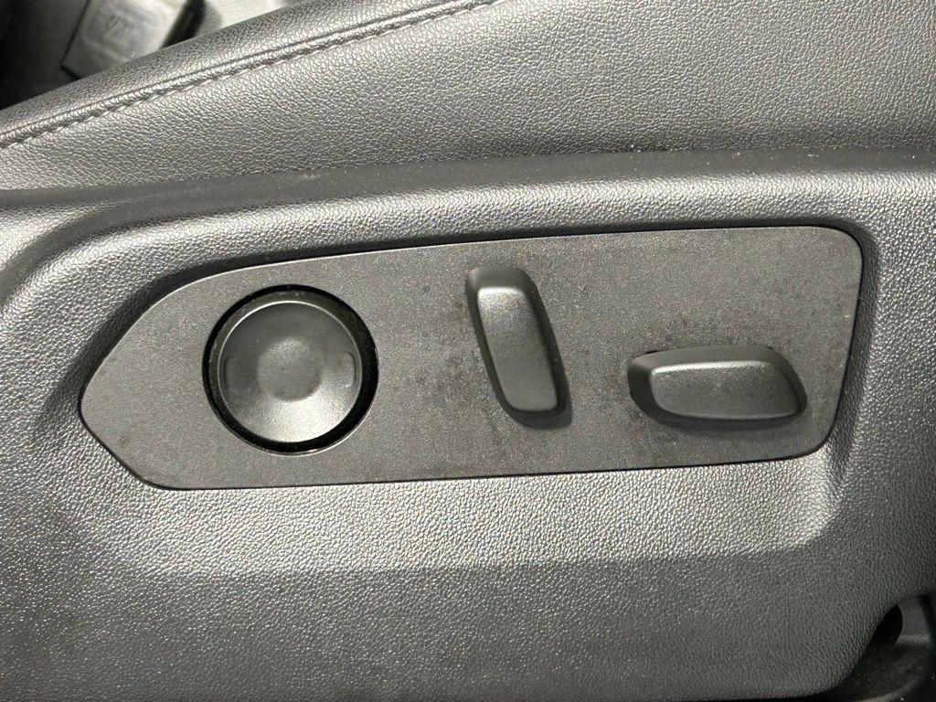 used 2022 Chevrolet Tahoe car, priced at $45,999