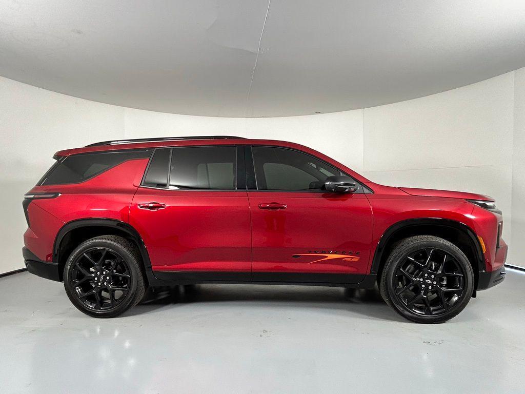 used 2024 Chevrolet Traverse car, priced at $54,999