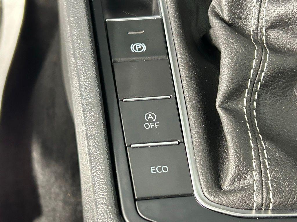 used 2024 Volkswagen Jetta car, priced at $17,999