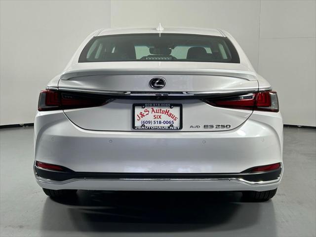 used 2021 Lexus ES 250 car, priced at $32,999