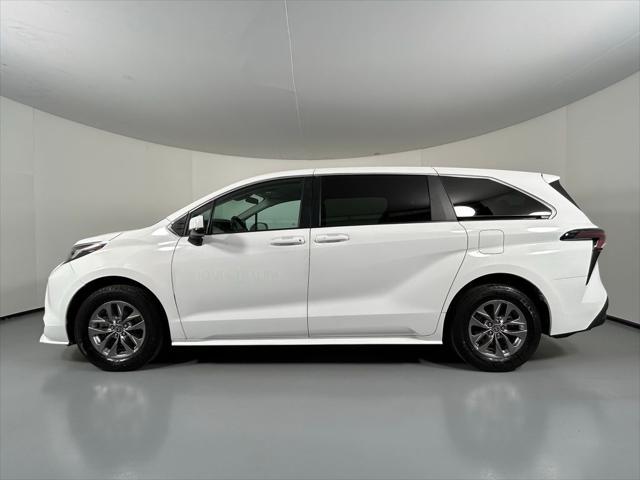 used 2023 Toyota Sienna car