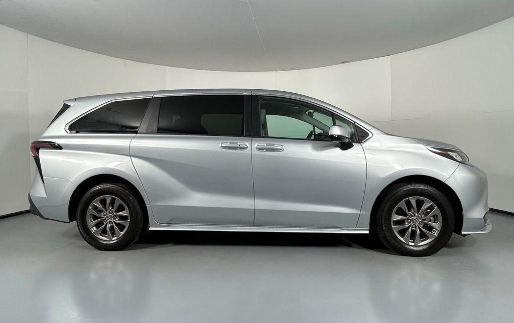 used 2023 Toyota Sienna car, priced at $35,499