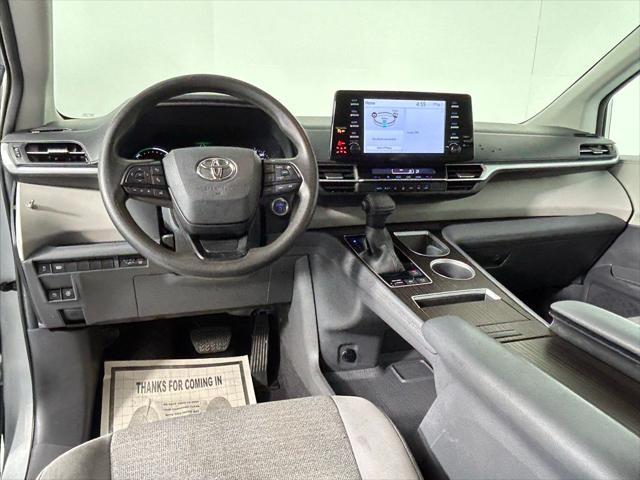 used 2023 Toyota Sienna car
