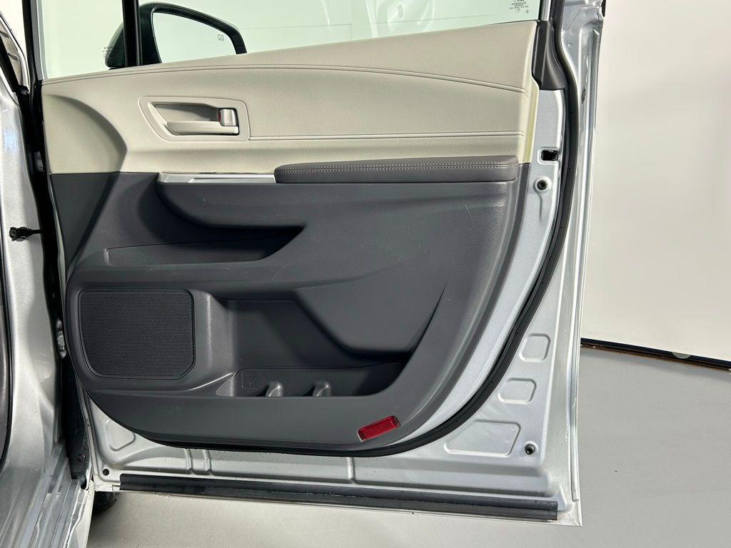 used 2023 Toyota Sienna car, priced at $35,499