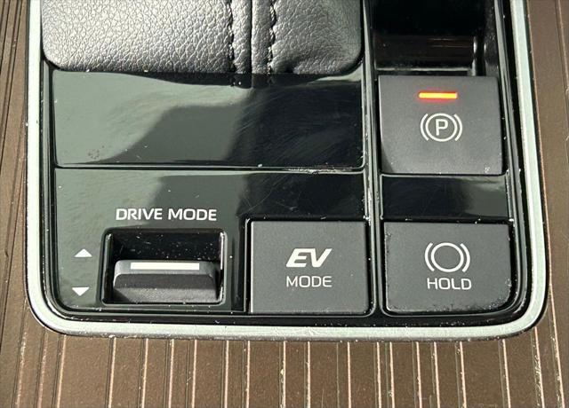 used 2023 Toyota Sienna car