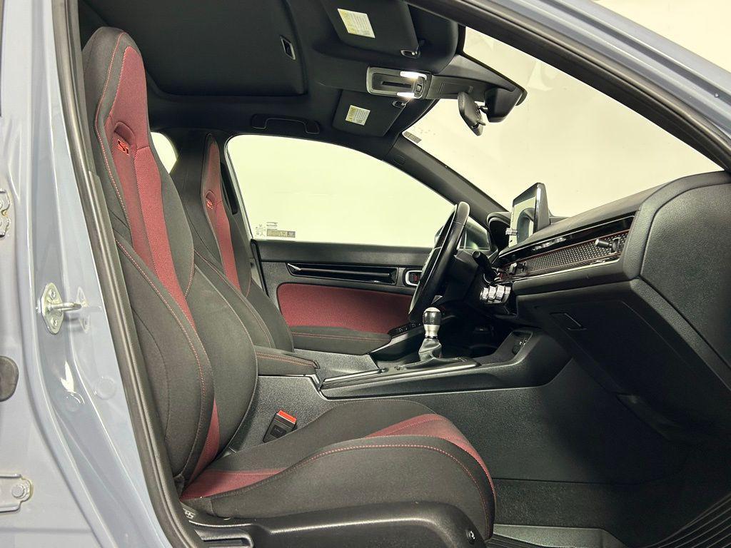used 2022 Honda Civic Si car, priced at $27,495