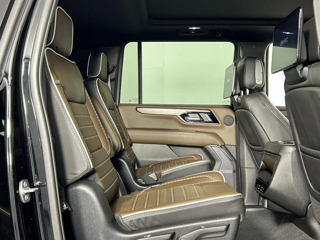 used 2025 GMC Yukon XL car, priced at $94,999