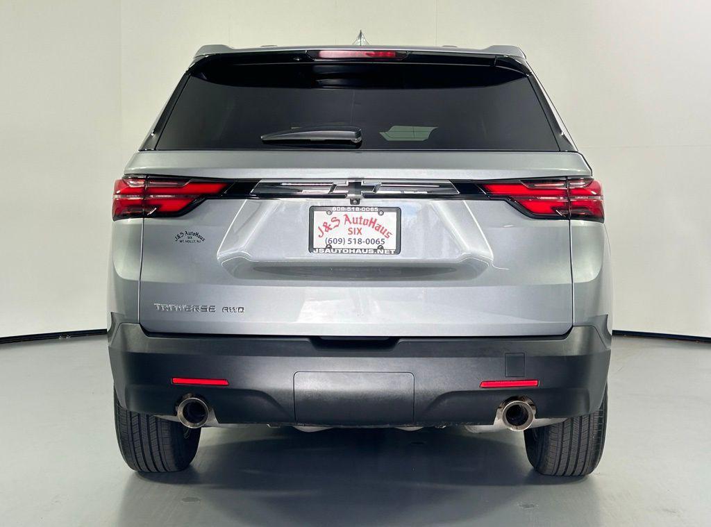 used 2023 Chevrolet Traverse car, priced at $26,999