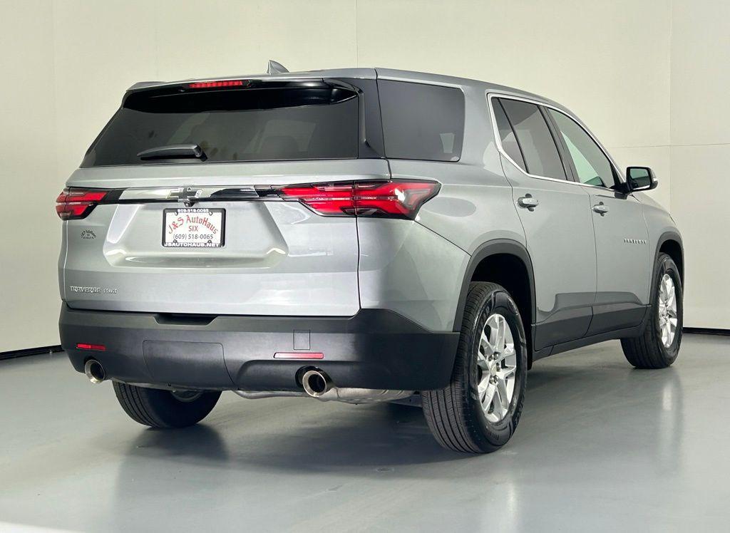 used 2023 Chevrolet Traverse car, priced at $26,999