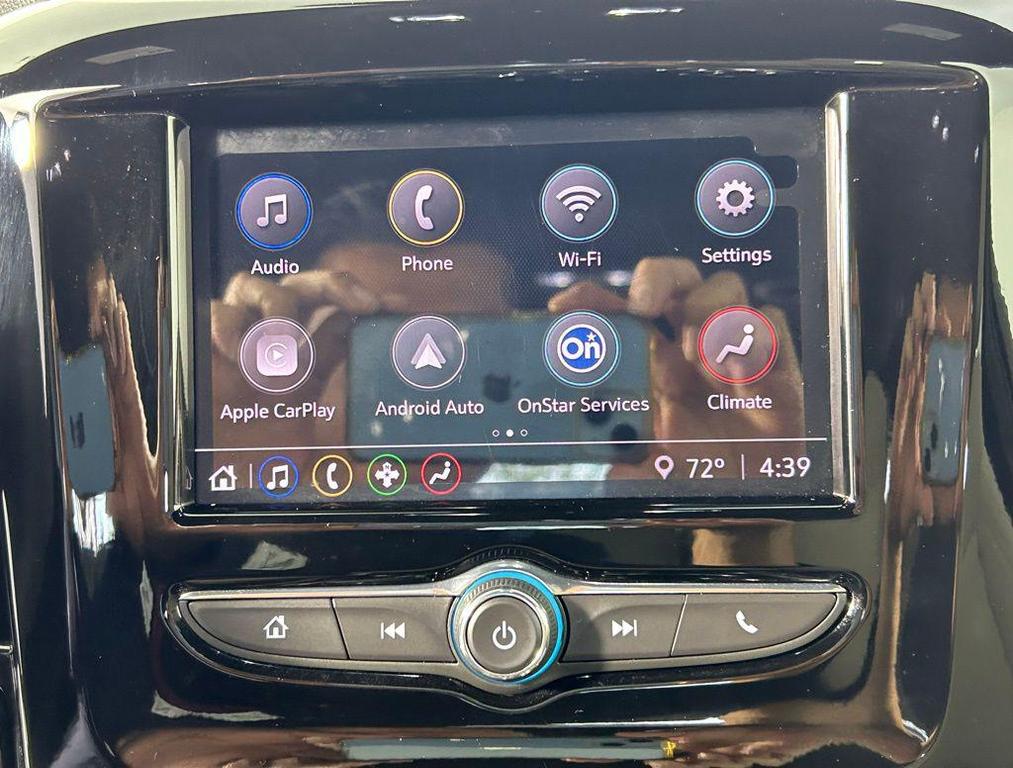 used 2023 Chevrolet Traverse car, priced at $26,999