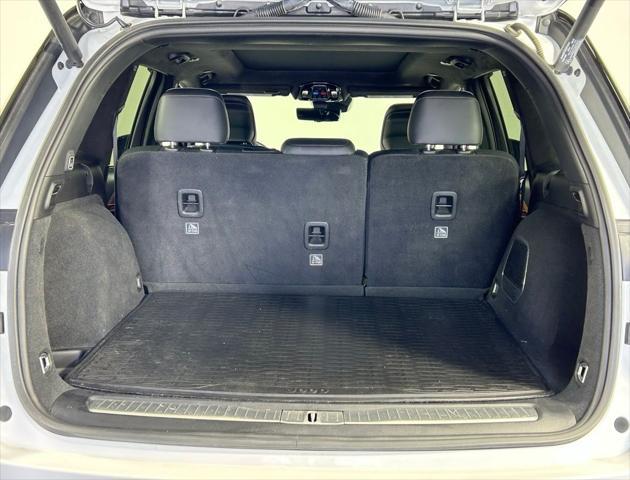 used 2022 Jeep Grand Cherokee car, priced at $46,500