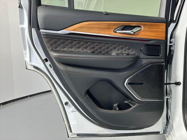 used 2022 Jeep Grand Cherokee car, priced at $46,500