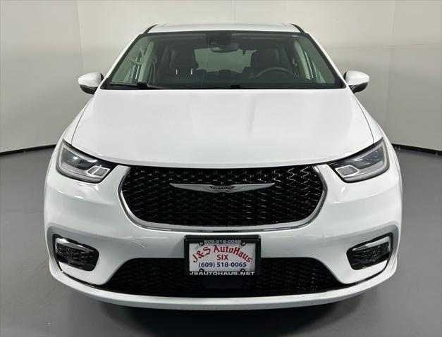 used 2023 Chrysler Pacifica car, priced at $24,500